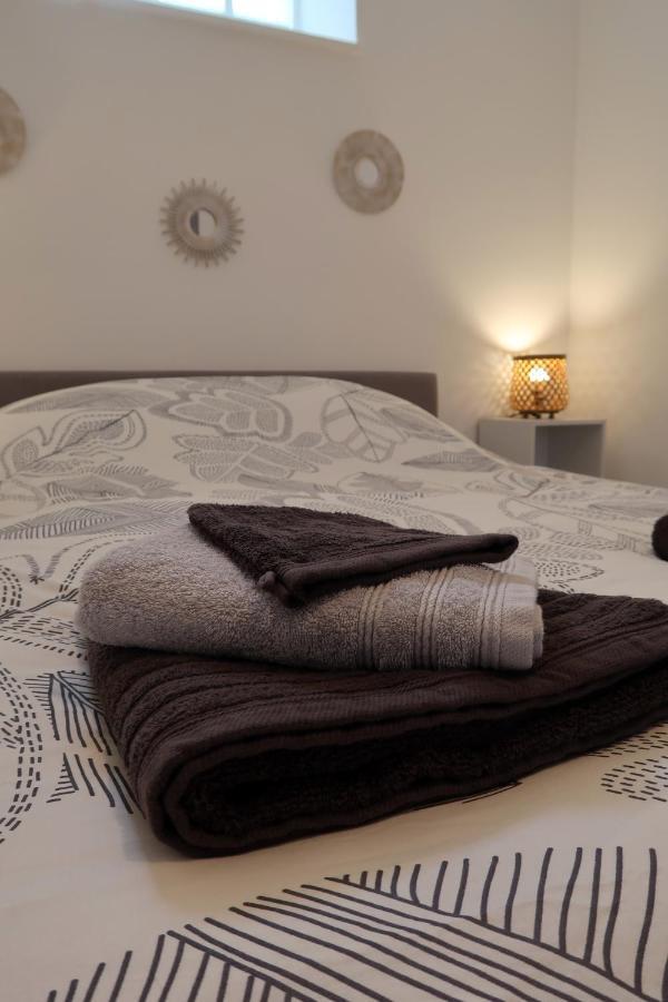 Clermont Centre- Appartement Prive Экстерьер фото